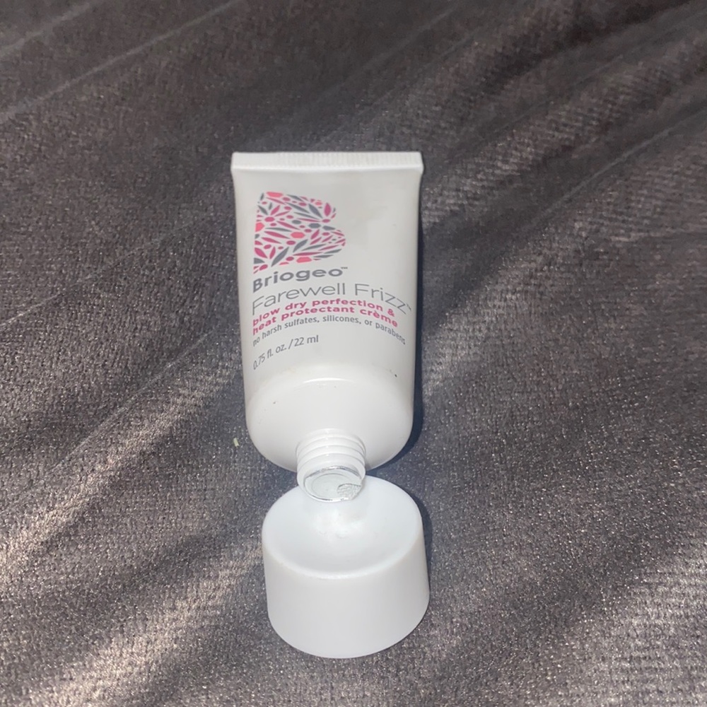 🪩NWT Briogeo 3 piece hair set! - Picture 3 of 4